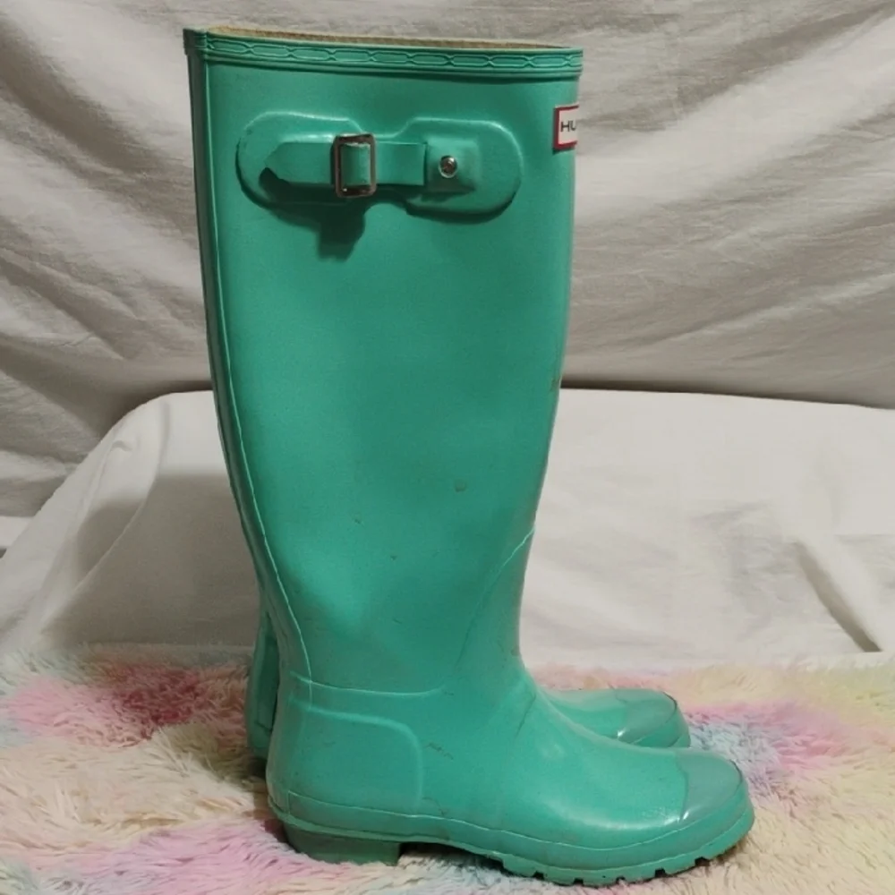 (#29) SALE! Hunter Green Rain Boots Sz.8M